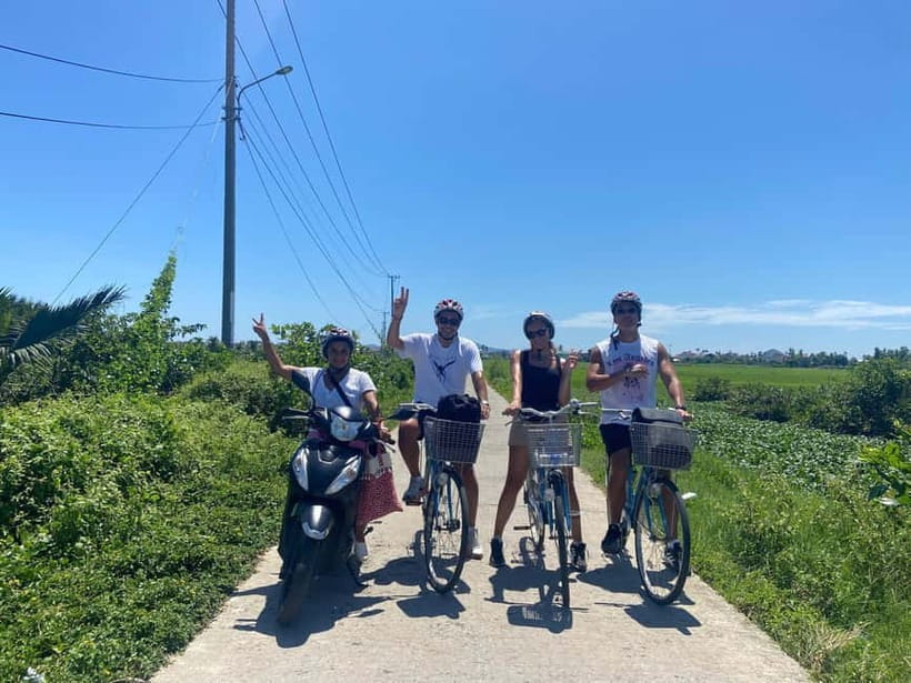 Hoi An: Countryside Biking - Eco Tour &Cooking Class Tra Que - Shopping for Ingredients at Hoi An Market