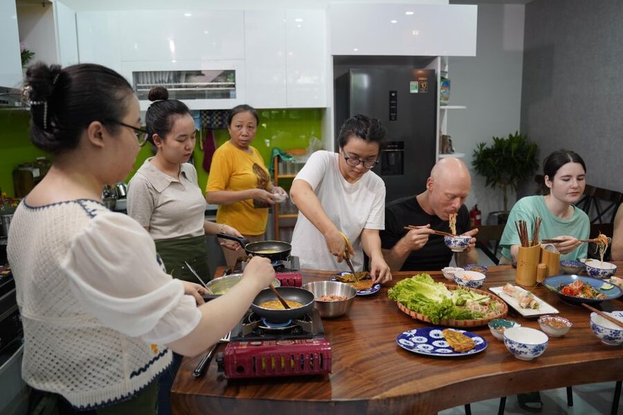 Hoi An/Da Nang: Vietnamese Cooking Class with Transportation - Key points to know