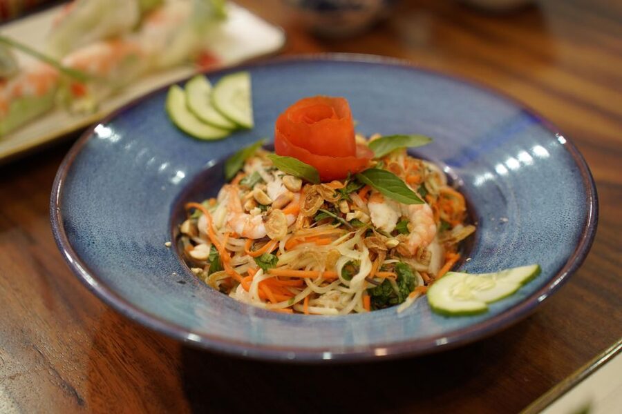 Hoi An/Da Nang: Vietnamese Cooking Class with Transportation - A full meal, not a small tasting