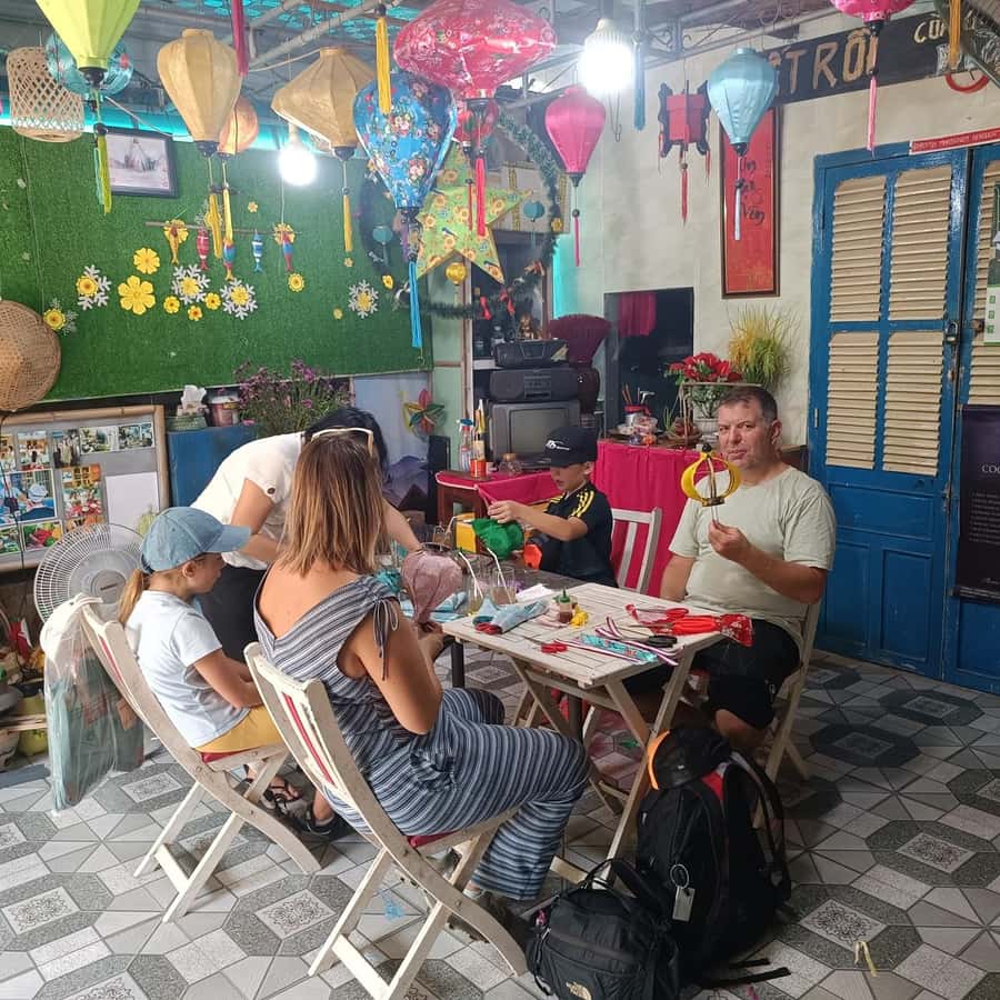 Hoi An : Lantern Making & Cooking Class With Local Family - Getting There and Managing the Timing