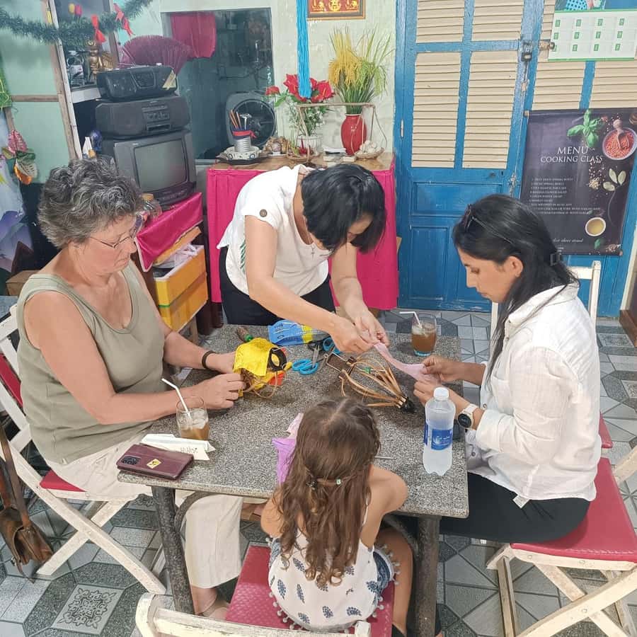 Hoi An : Lantern Making & Cooking Class With Local Family - What the Feedback Tells You About the Teaching