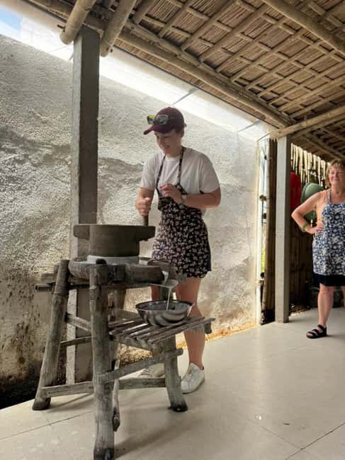 Hoi An: Local Family Cooking Class - Hoi An pancake brings the most hands-on cooking