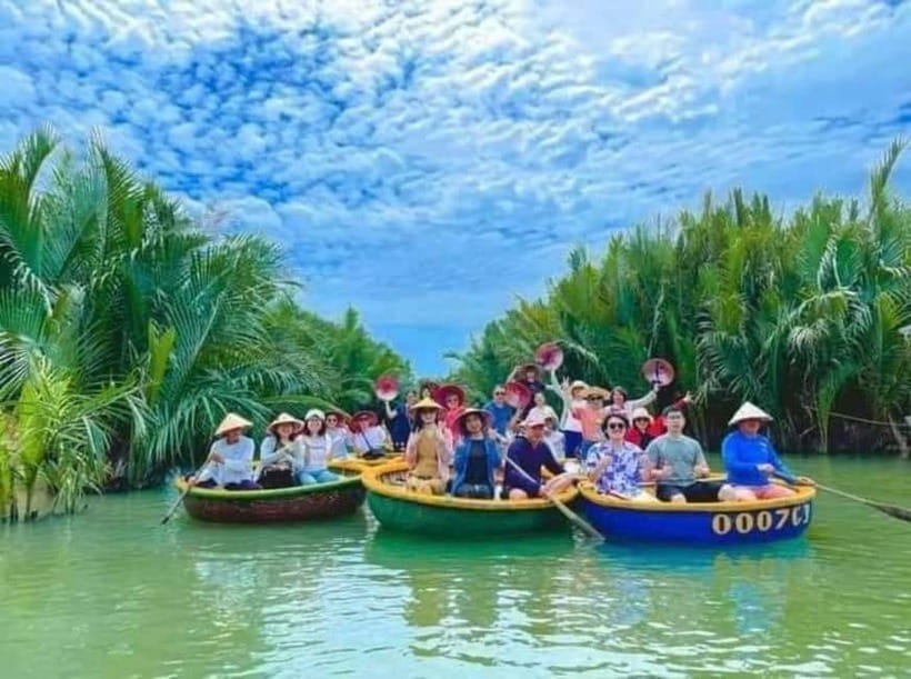 Hoi An: Market tour - Cam Thanh Cooking Class & Basket Boat - What $29 includes