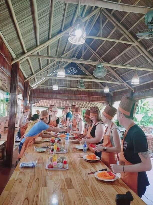 Hoi An : Vietnamese Cooking Class with Phở and Eco Tour - Should you book it?