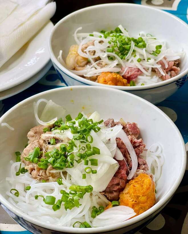 Hue Cooking Class : Best Local Restaurants with Madam Thu - Timing, comfort, and what to pack