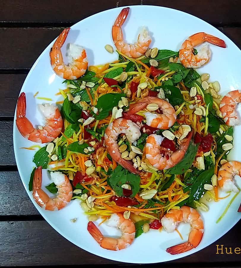 Hue Cooking Class with local-Visit market, cook local food - The advertised Hue dishes