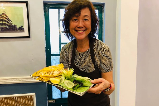 Immersive Cooking Class & Wet Market Tour by Local Chef +Cookbook - Heat, space, and group size