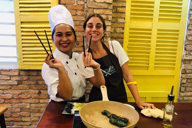 Immersive Cooking Class & Wet Market Tour by Local Chef +Cookbook - What you actually cook