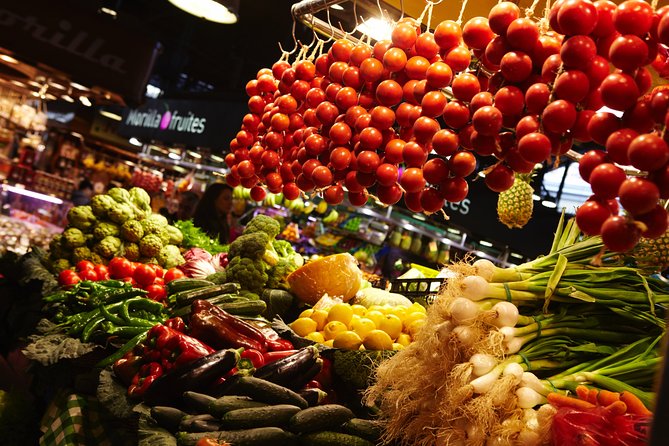 Interactive Paella & Market: Bottomless Wine & Rambla Views - The Menu: Five Spanish Classics