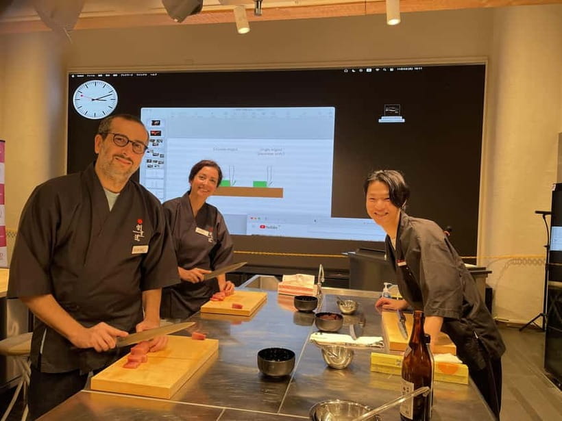 Japanese Knife Skills & Tuna Don/Sushi Workshop in Tokyo - Wearing the kappodo costume