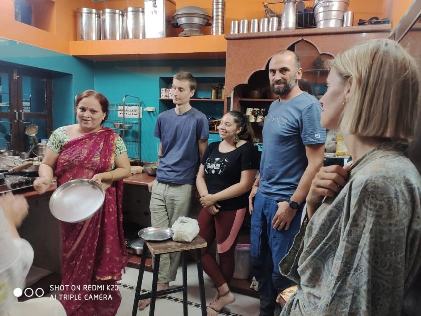 Jodhpur 9 Dishes Cooking Class Experience pickup and drop - A family kitchen instead of a restaurant classroom