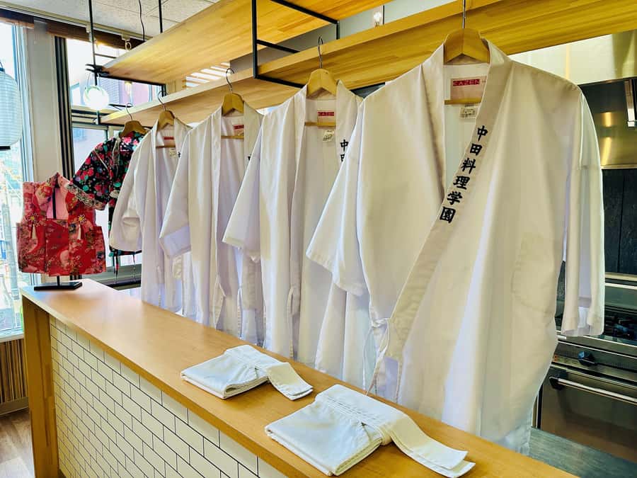 Kanazawa: Authentic Japanese Cooking and Sushi-Making Lesson - Who will enjoy this class most?