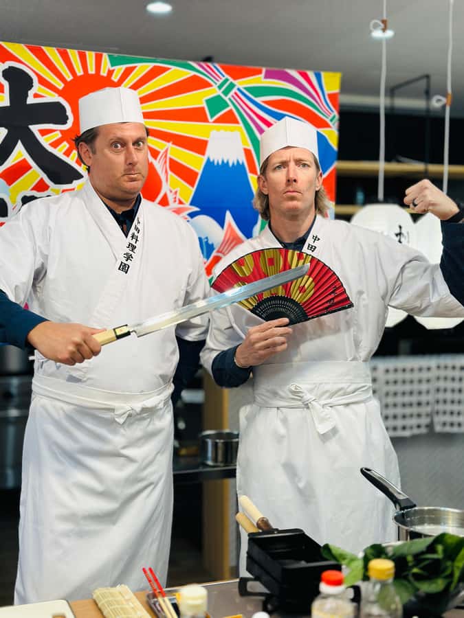 Kanazawa: Authentic Japanese Cooking and Sushi-Making Lesson - Seiji Nakata’s teaching style and the language system