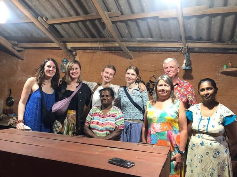 Kandy Cooking Class with Granny - A cooking class that begins in the hills, not a concrete classroom