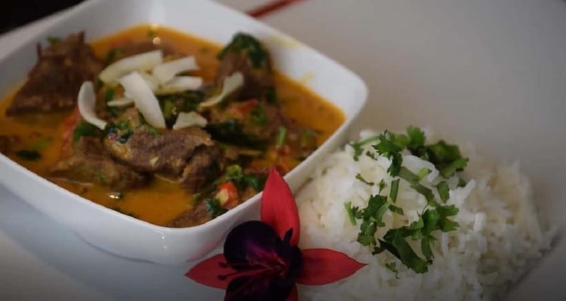 Khao Sok: Thai Cooking Class and Culinary Experience - Cooking beside Khao Sok mountain views