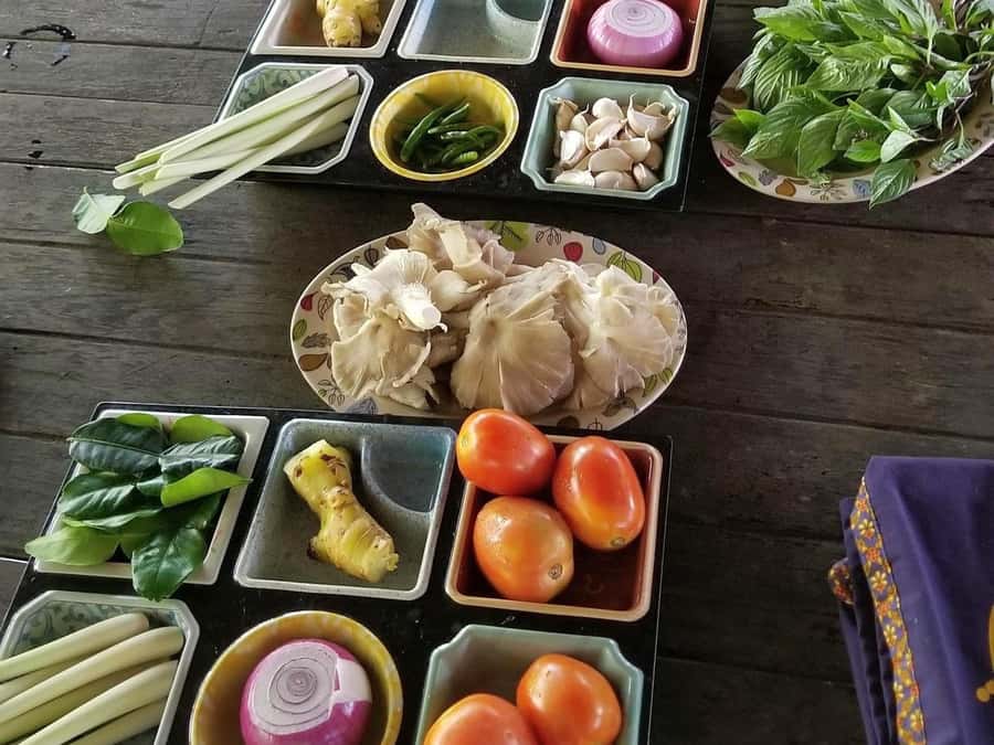Krabi: Morning/Afternoon Thai Cooking Class at Ya's Cookery - Spice levels, vegetarian cooking, and group comfort