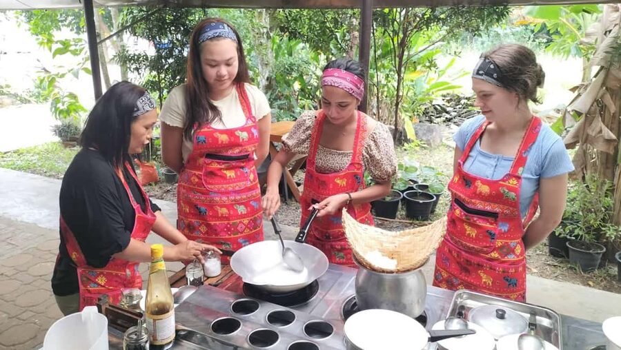 Krabi: Traditional Thai Cooking Class with Local Chef - The flavors, spice level, and dietary needs