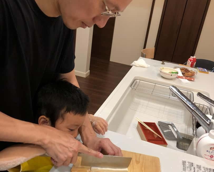 Kushiro: Japanese Bento Cooking Class with a Local Host - The tamagoyaki lesson