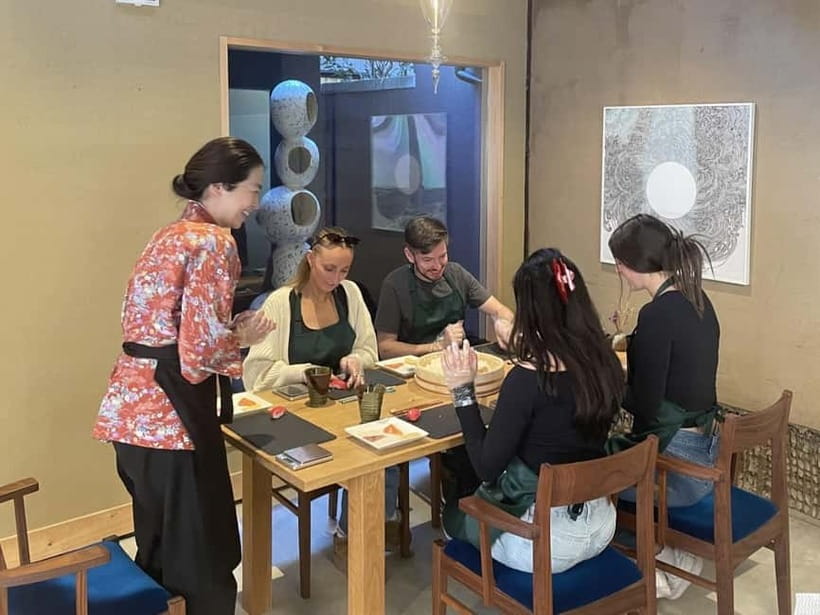 Kyoto: Authentic Sushi Making Cooking Lesson - Key points to know before booking