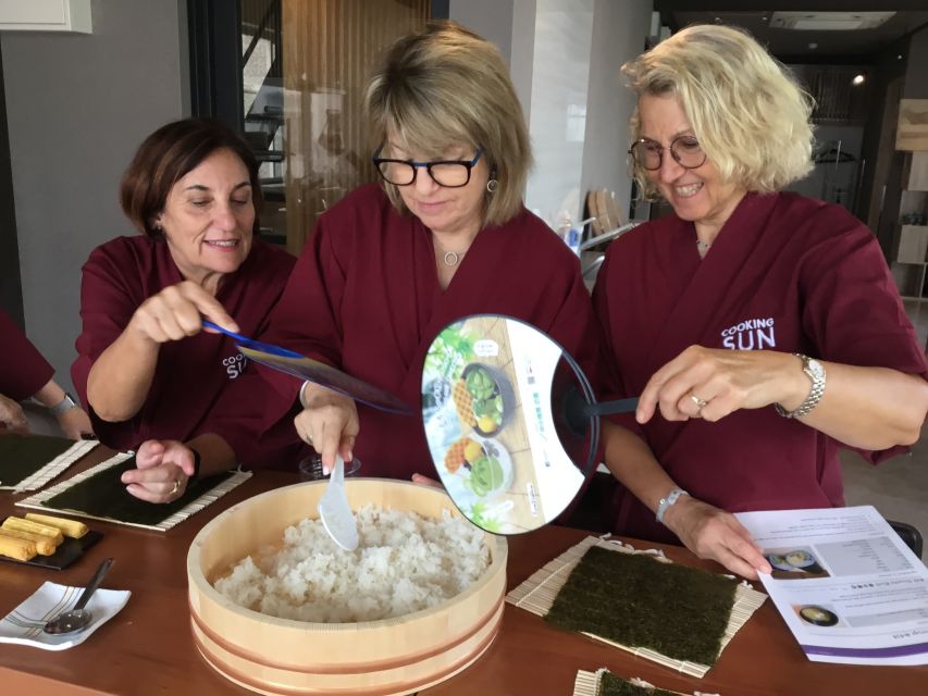 Kyoto: Morning Japanese Bento Cooking Class - Making a Kyoto bento from several small dishes