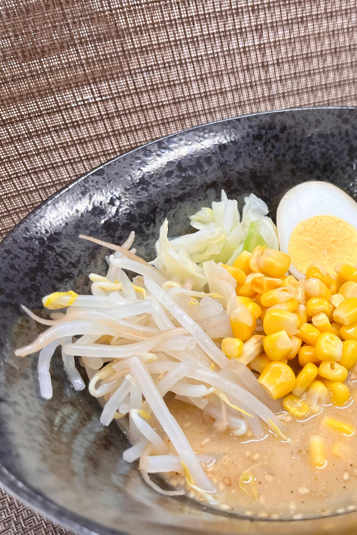 Kyoto: Ramen, Gyoza, and Onigiri Cooking Class - Folding gyoza without losing the filling
