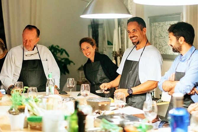 La Boqueria Market and Paella Cooking Class in Barcelona - An 18th-century apartment with a long-table meal