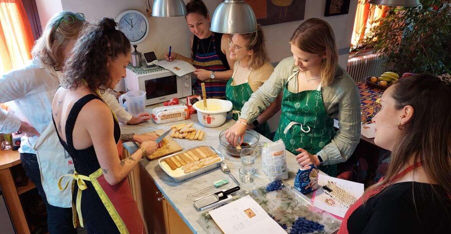 Lago Maggiore: Italian cooking and tasting in a villa - A garden meal with wine and music
