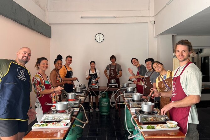 Lanna Smile Thai Cooking Class in Chiang Mai with Market tour - From Chiang Mai Old City to Siri-Wattana Market