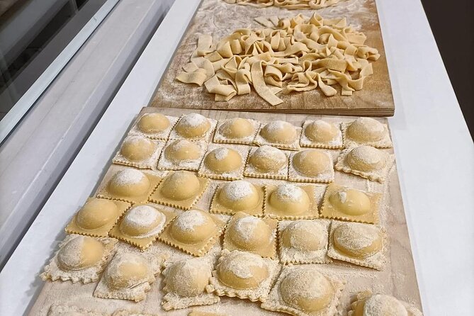Lezione di Cucina : Pasta Fresca - What happens between 10:00 and lunch