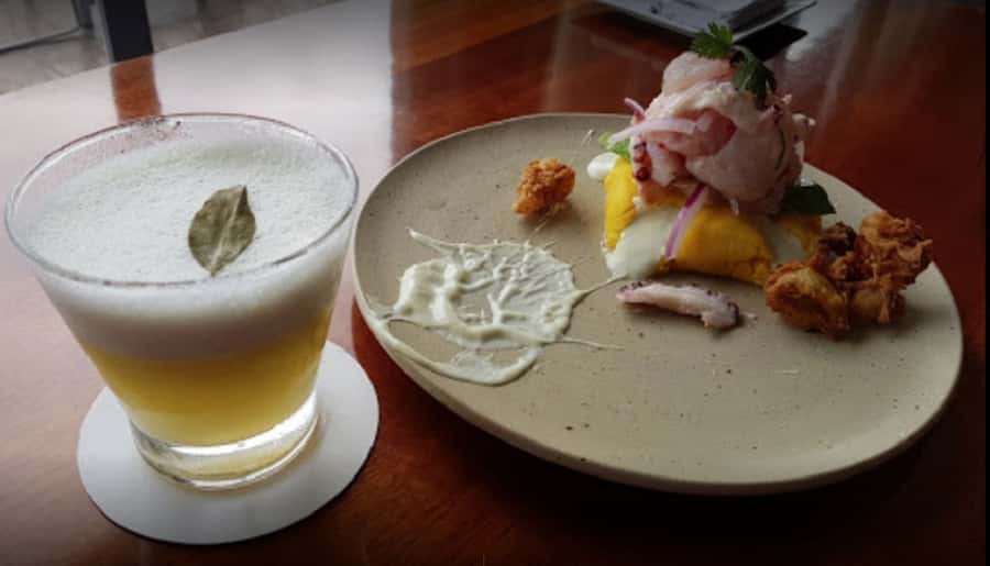 Lima: Demo Cooking Class with Lunch at Cala Restaurant - A three-course lunch on the terrace