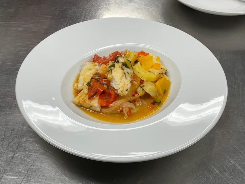 Lisbon: Market Experience & Cooking Class - What the $106 price means