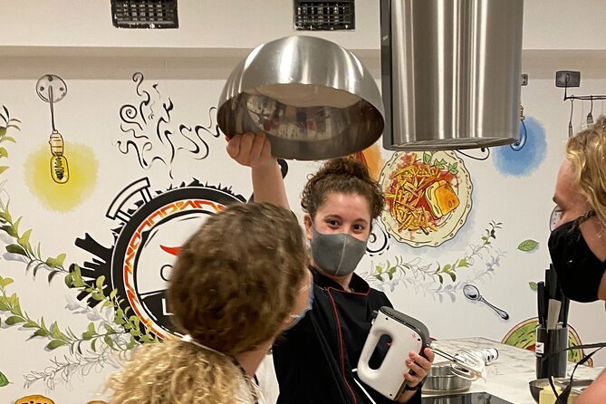Lisbon Portuguese Cooking Class with 3-Course Dinner - The small-group promise and what it means