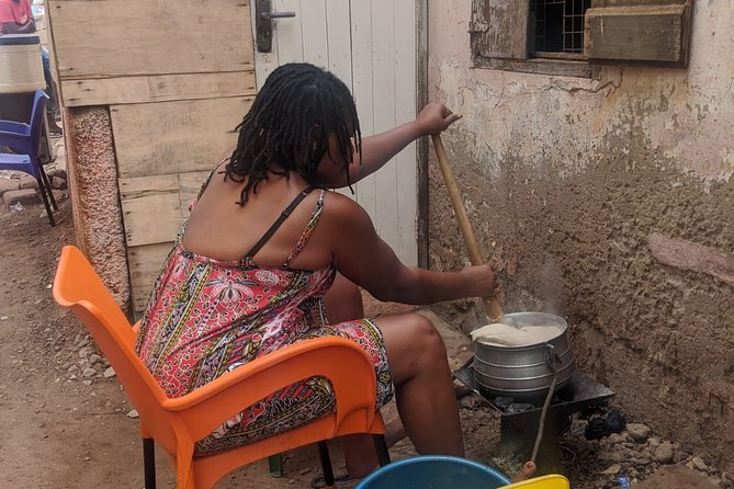 Local Ghanaian Cooking Class in Accra to help support wellness community center - Jollof rice, fried fish, and the final meal