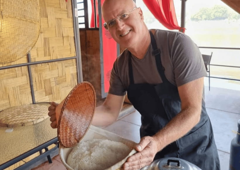 Luang Prabang: Mekong River Cooking Class with Hotel Pickup - Who should book this experience?