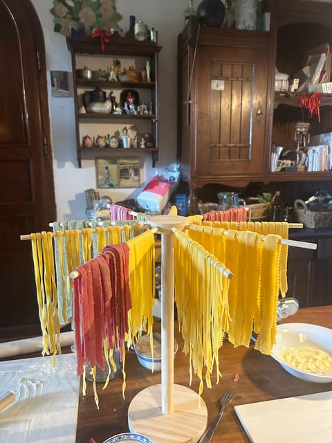 Lucca: Private Home-made Pasta Cooking Class - Languages, timing, and practical planning