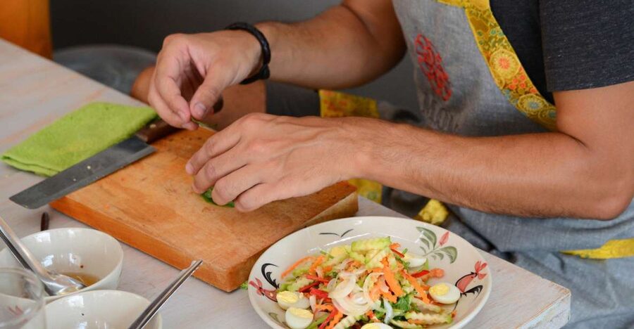M.O.M COOKING CLASS - What M.O.M Cooking Adventure Actually Offers