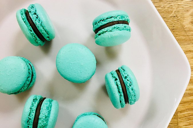 Macaron Masterclass at The Cookery Studio in Bath - Who should book this Bath cooking class?
