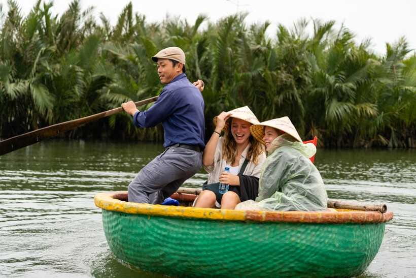 Mad Monkey Hoi An Cooking Class & Bamboo Boats - The Mad Monkey atmosphere