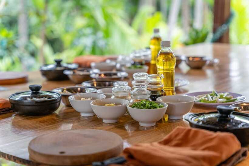 Mad Monkey Hoi An Cooking Class & Bamboo Boats - Should you book the Mad Monkey cooking class?