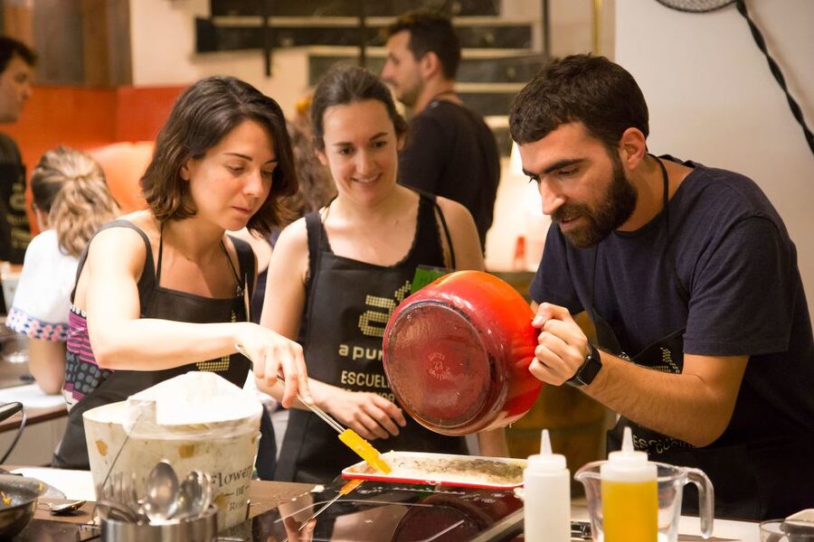 Madrid: 10 Tapas 2.5-Hour Cooking Class - Price, timing, and who gets the most from it