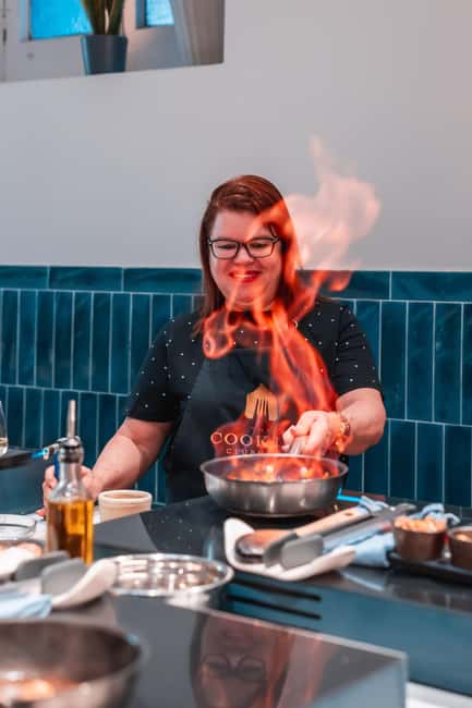 Madrid: Tapas Cooking Class with bottomless Wine Pairing - Key points to know before booking
