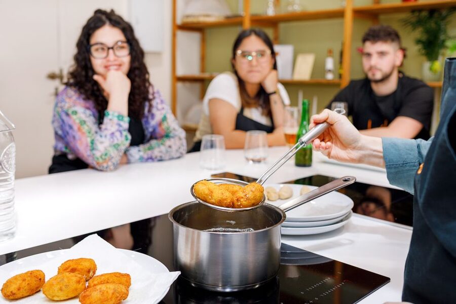 Madrid: Tapas & Paella Cooking Class with Expert Chef - FAQ