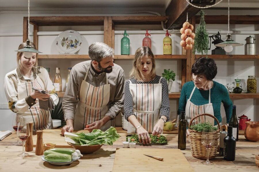 Mallorca: Market Visit and Traditional Cooking Workshop - Price, timing, and practical planning