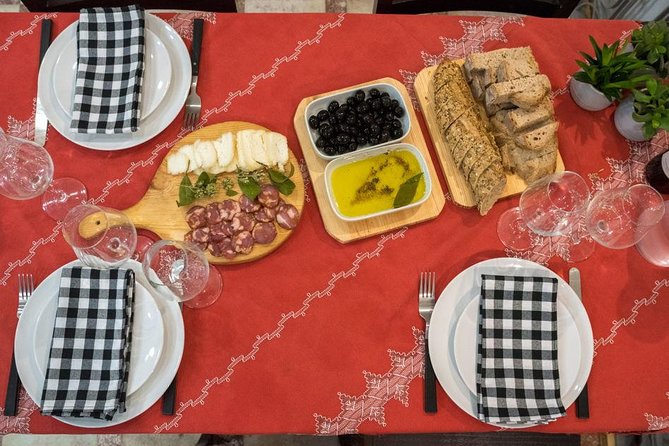 Market Tour, Cooking Class And Lunch At Mercado de Arroios - Who should book this Lisbon cooking class?