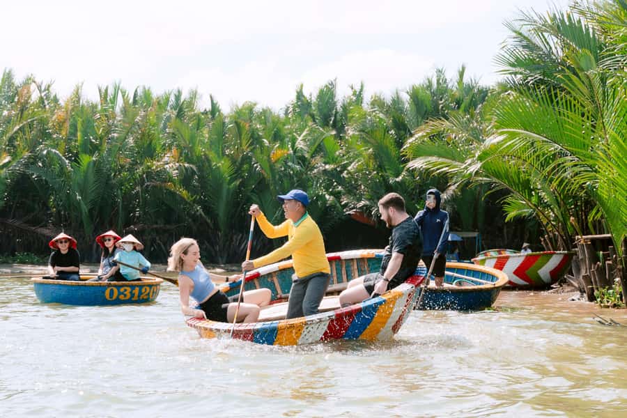 Market Tour - Cooking Class - Coconut Boat Riding - Hoi An Central Market: start with the ingredients