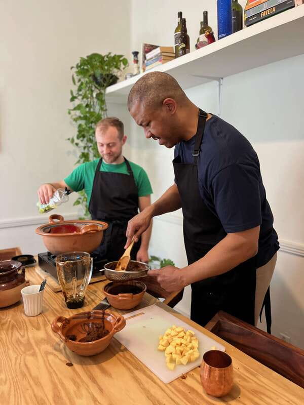 Market tour, cooking class & three-course Mexican feast - FAQ