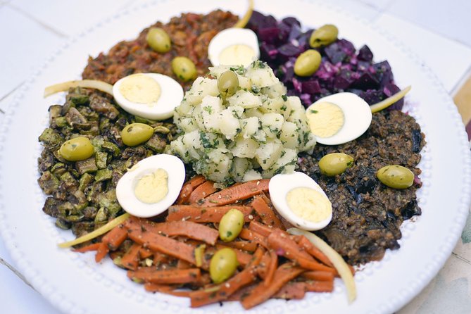 Market Tour & Moroccan Cooking Class in Casablanca with Transfers - Timing, Friday visits, and Casablanca traffic
