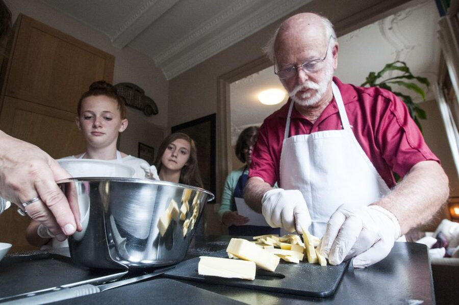 Market Visit and Cooking Class with a Parisian Chef - What to know before you book