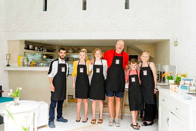 Marrakech cooking class - From Place de l’Horloge to the market basket