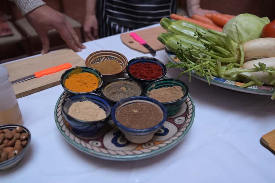 Marrakech: Moroccan Cooking Class for vegetarians and vegan - Meeting near Andalusia Restaurant, then into the Medina